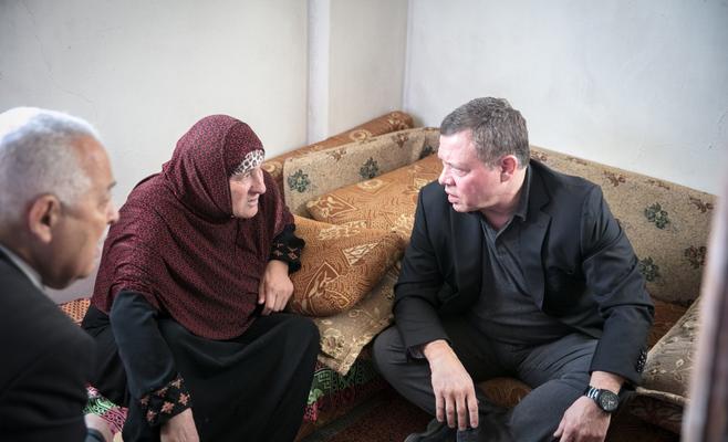 تنفيذا للتوجيهات الملكية: الاستمرار بتقديم المساعدات