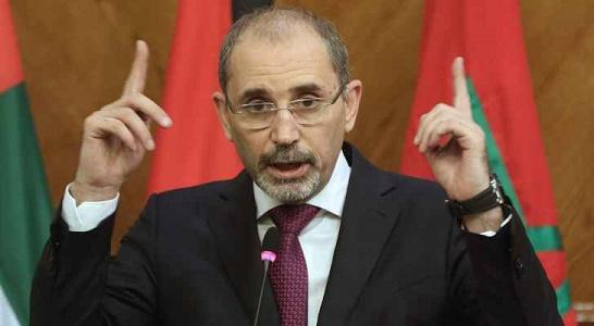 المستشار العتوم يهاجم الصفدي: يحوّل المخلصين