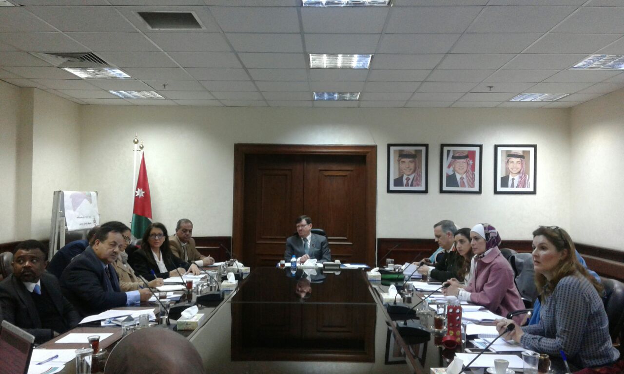 وزير الصحة يعيد تشكيل لجنة مكافحة