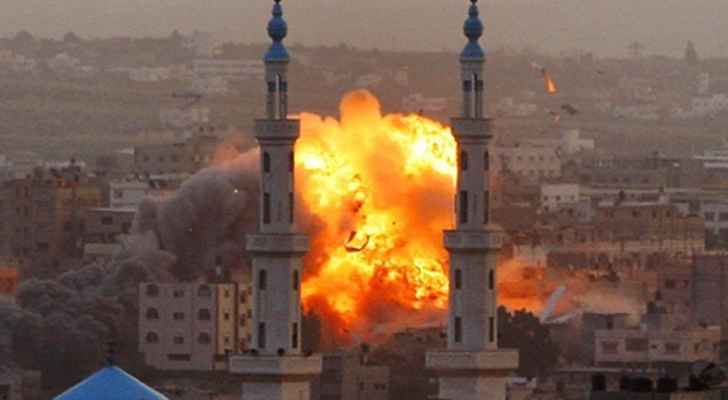 طائرات الاحتلال تقصف مواقع شمال قطاع