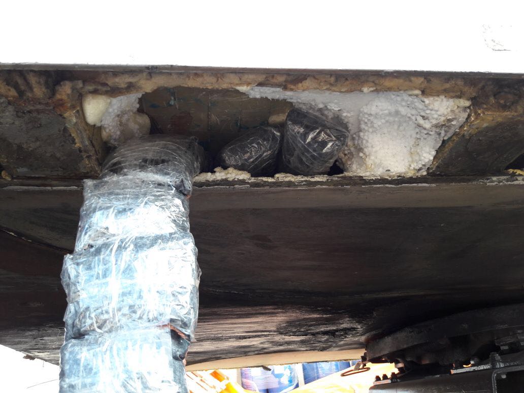 احباط تهريب 200 ألف حبة مخدرة