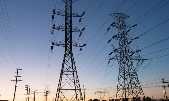 مصر تتجه لزيادة سعة خط الربط