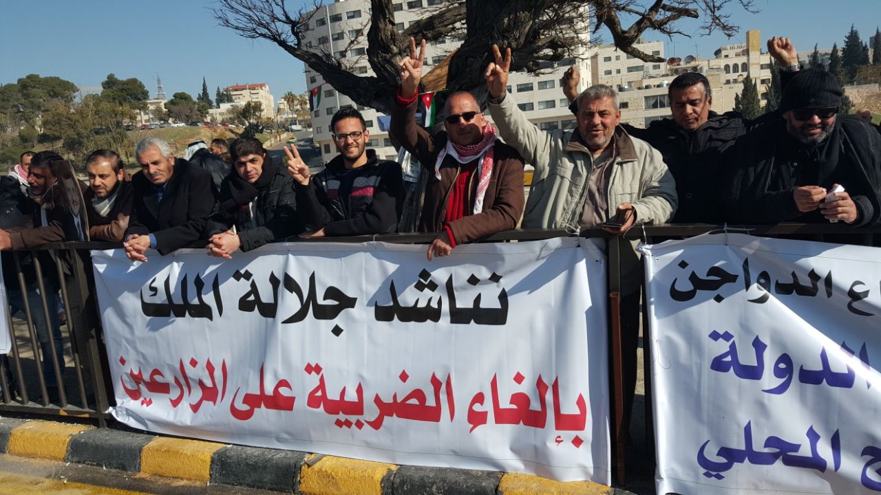 اتفاق مع الحكومة لتعليق اعتصام المزراعين