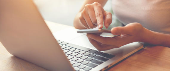 طريقة تحوّيل هاتفك لفأرة حاسوب