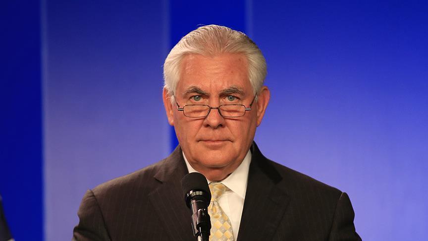 تيلرسون يصل مصر ضمن جولة شرق