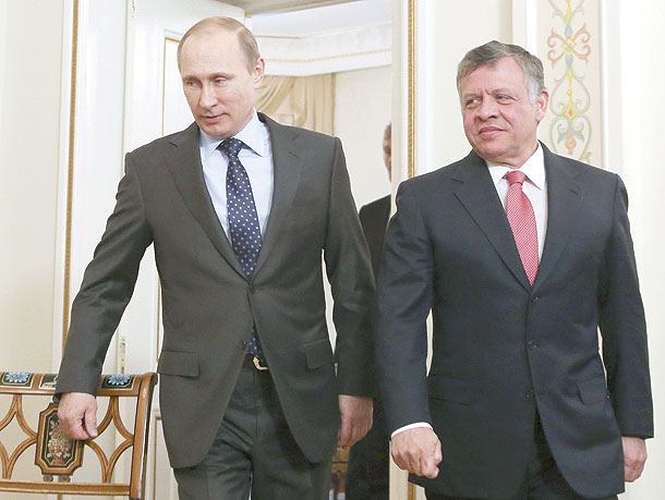 الكرملين يعلّق على زيارة الملك لروسيا