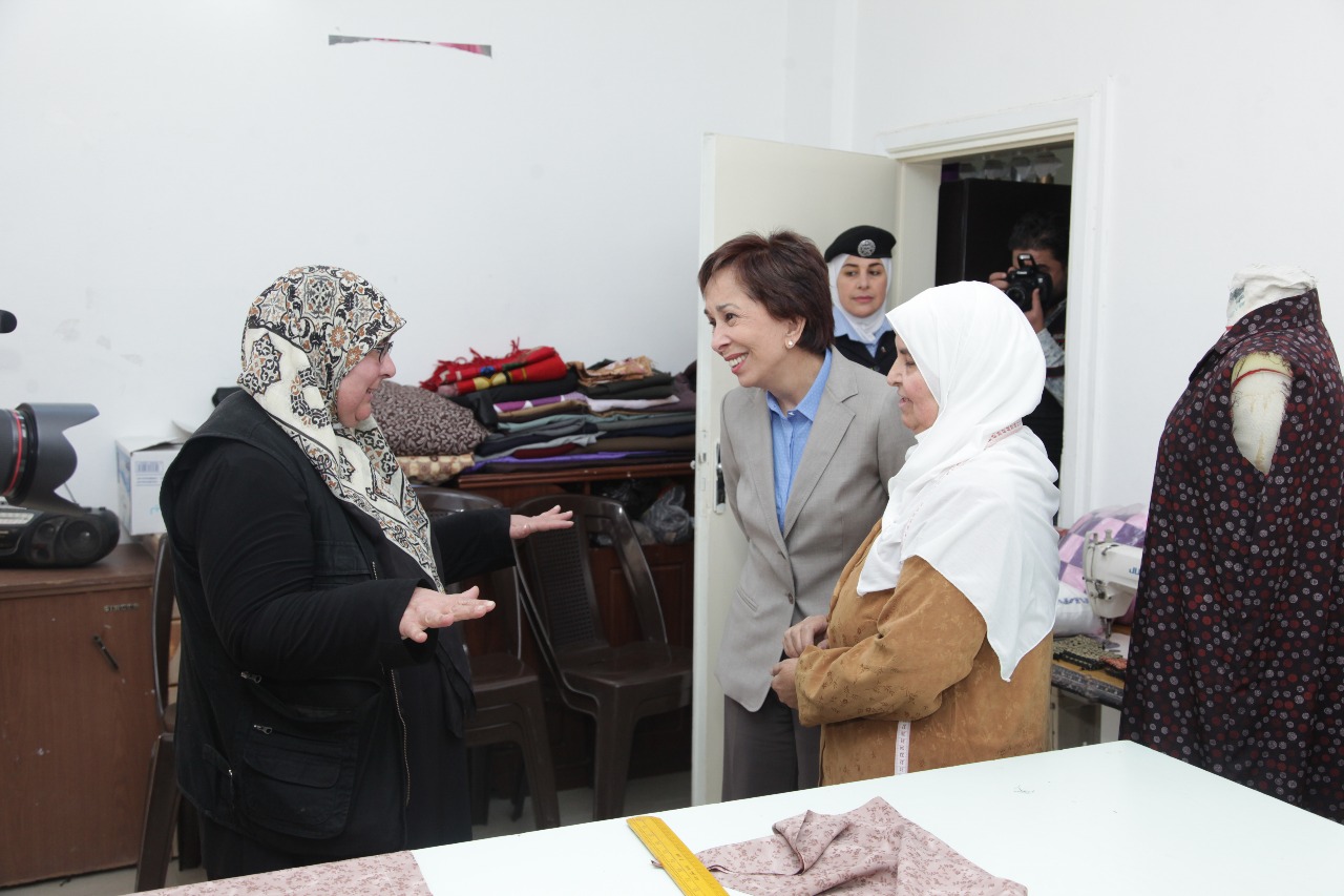 الاميرة بسمة تشيد بقدرة المرأة الاردنية