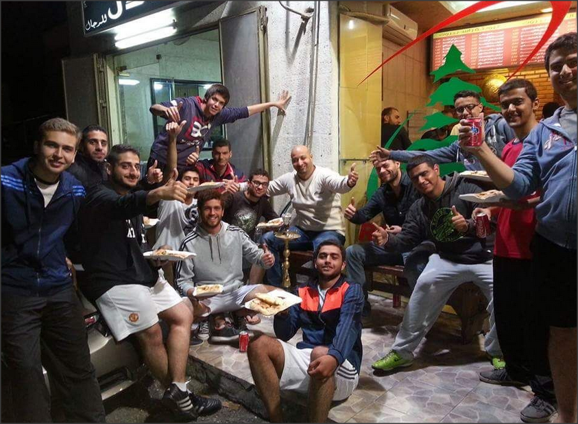 مطعم ومعجنات راس بيروت يحتفل بسنويته