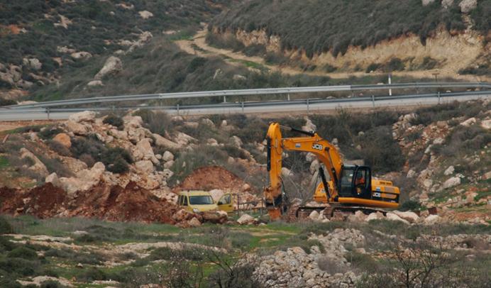 ’إسرائيل‘ تبدأ إنشاء خط الغاز.. والحكومة