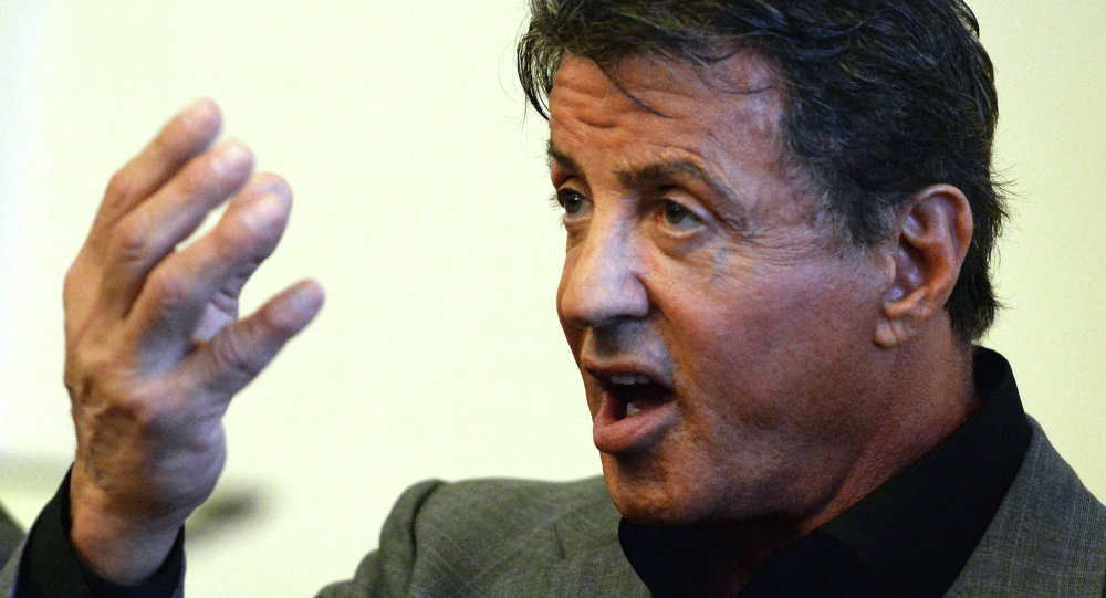 ما حقيقة وفاة سيلفستر ستالون (صور)