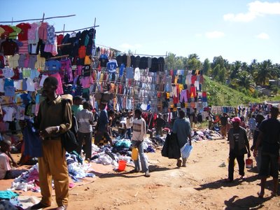 17 قتيلا إثر انهيار مكب نفايات