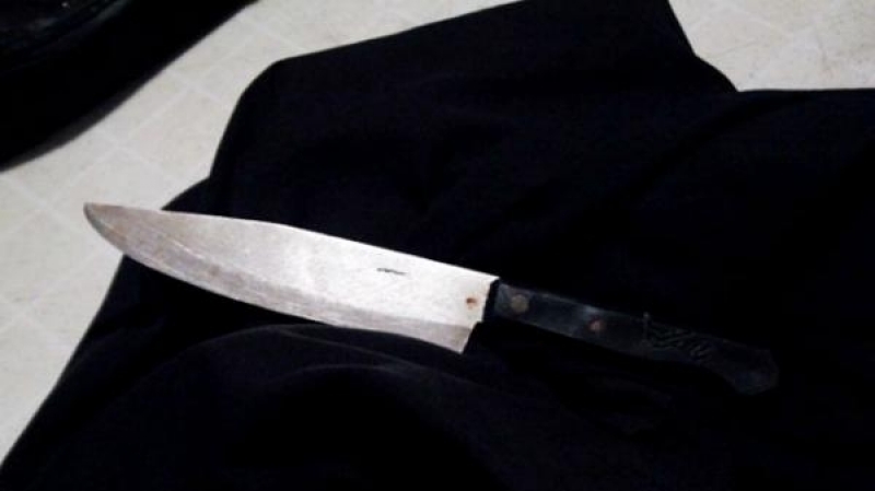 وفاة شخص بعد تعرضه للطعن من