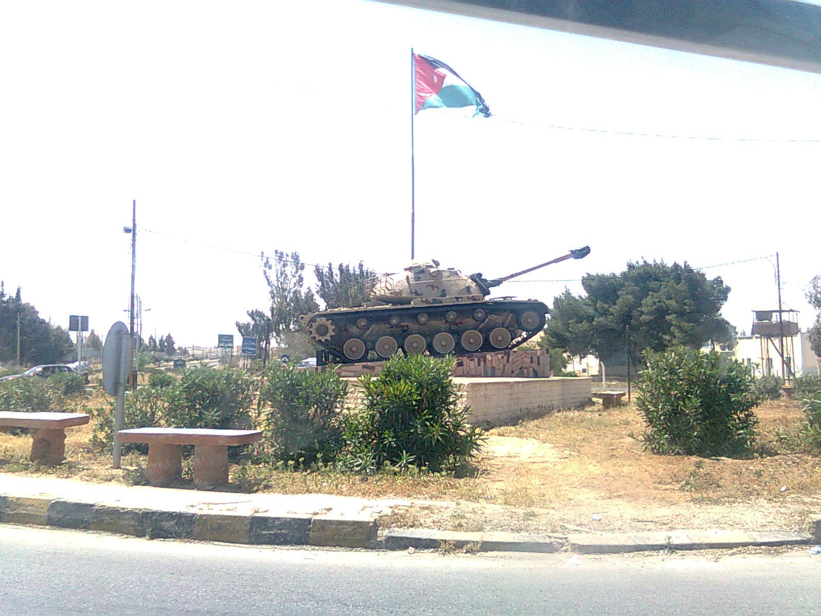 محافظ المفرق: معنيون بحل مشكلة الاعتداءات