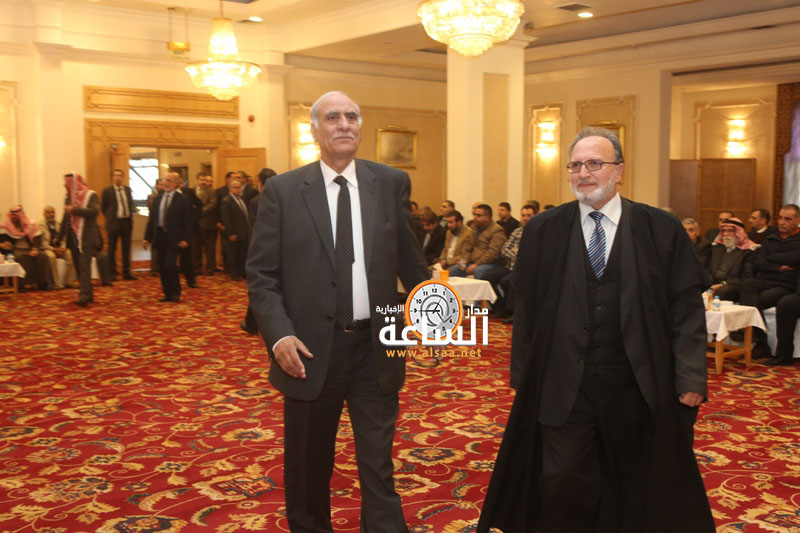 جاهة صلح بين عشيرة وشركة استثمارية