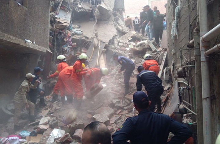 مقتل عشرة أشخاص جراء انهيار بناية