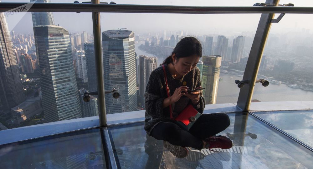 شركة ستطلق الهاتف ذو البطارية ’الحلم‘