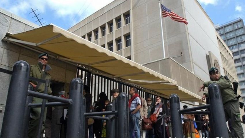 ملياردير يهودي أمريكي يعرض تمويلا لنقل