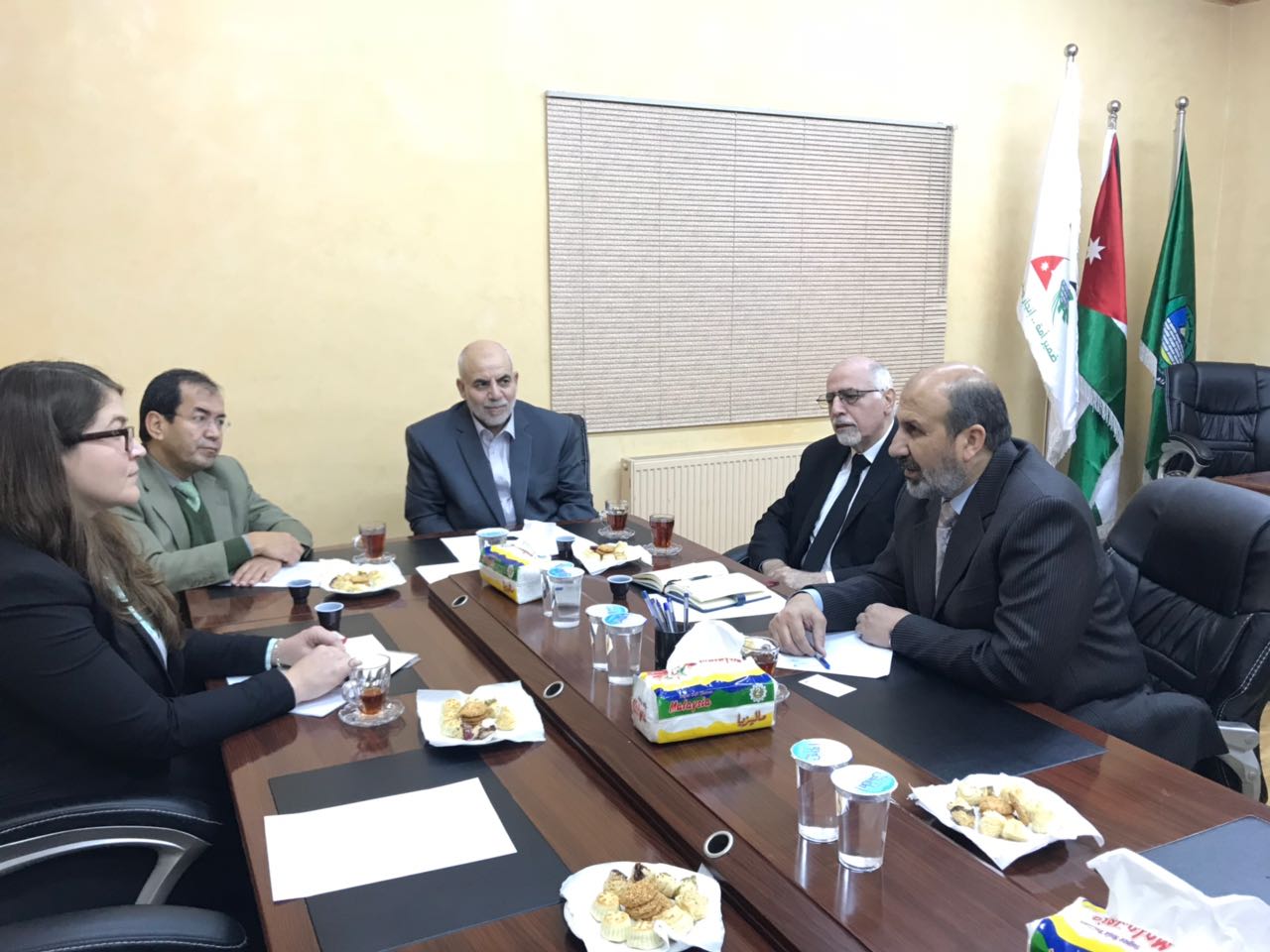 الأمين العام للعمل الإسلامي يلتقي وفدا