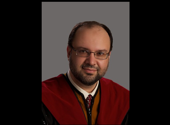 كلية الشريعة بالأردنية ترد على كاتبة