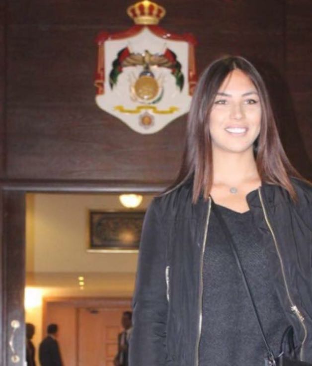 الدعجة تكتب: الحكومة الأسطورية