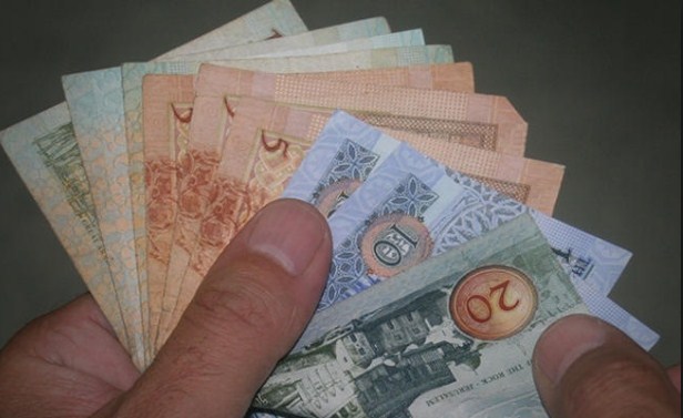3651 دينارا نصيب الفرد الاردني من