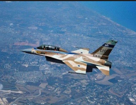 7 طائرات حربية اسرائيلية تخرق الاجواء