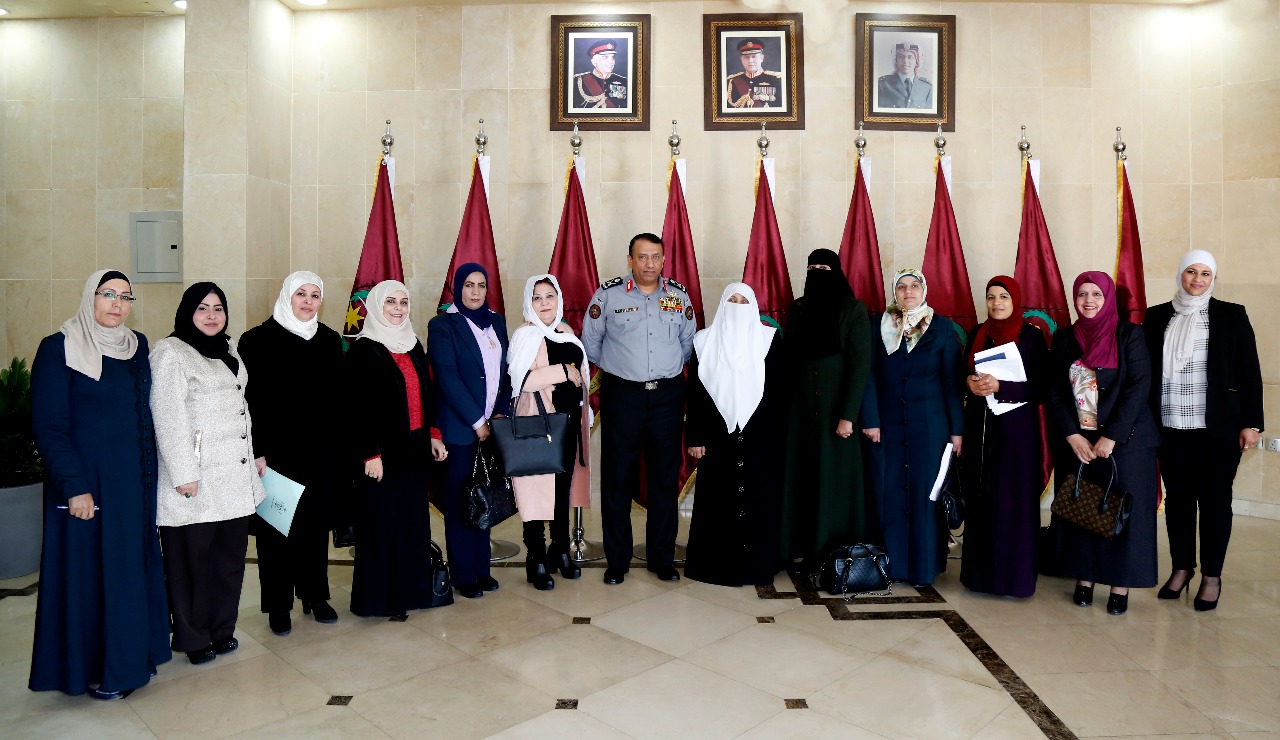 اللواء الركن الحواتمة يلتقي رئيس وأعضاء