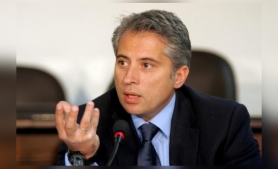 مكتب جعفر حسان إلى قصر الرئاسة