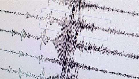 3 هزات أرضية تضرب العراق دون