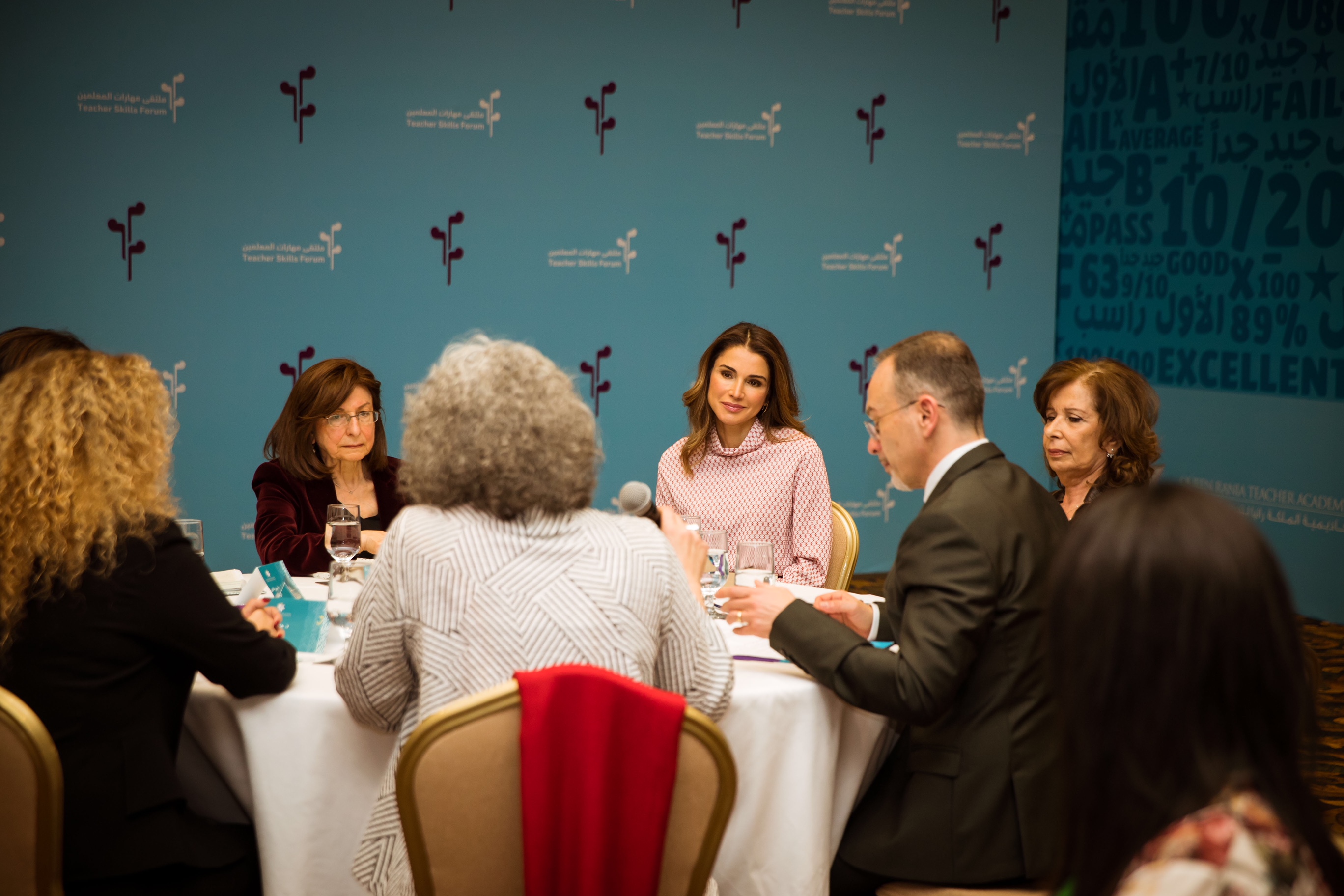 الملكة تشارك في جلسة إطلاق معايير