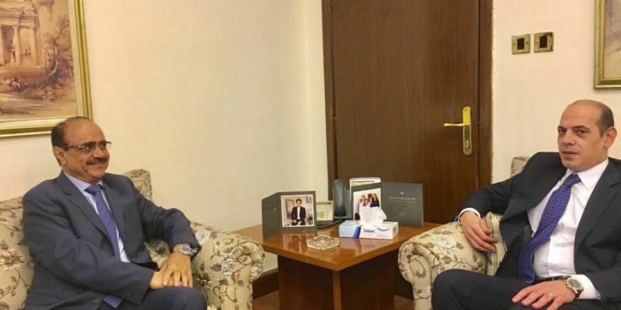 مسؤول المراسم بالخارجية يبحث مع سفير