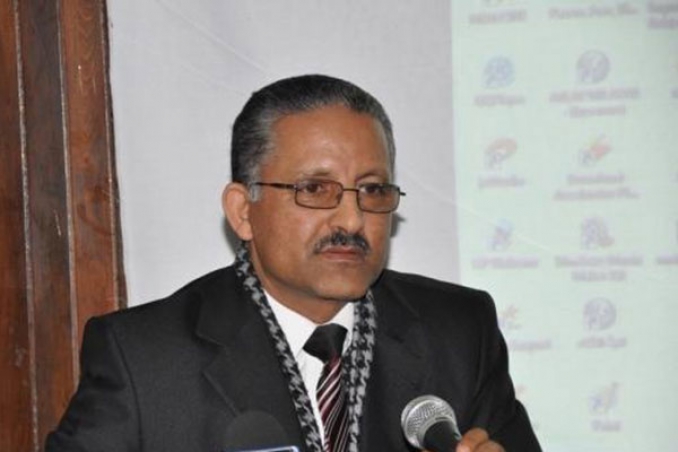 أمسية للشاعر الجزائري شقرة تلامس جراحات