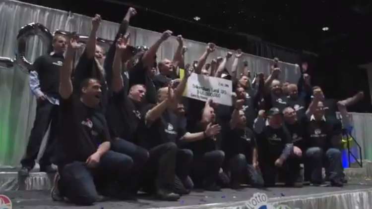 من عمال.. إلى مليونيرات