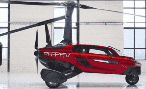 عرض أول سيارة طائرة في العالم