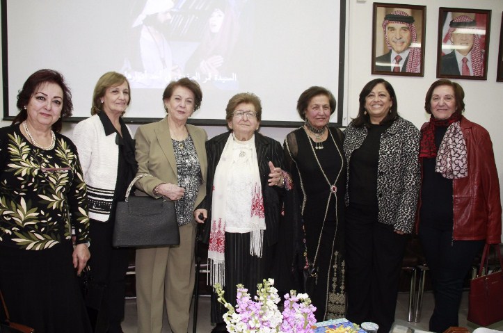 منتدى الرواد الكبار يكرم نساء رياديات