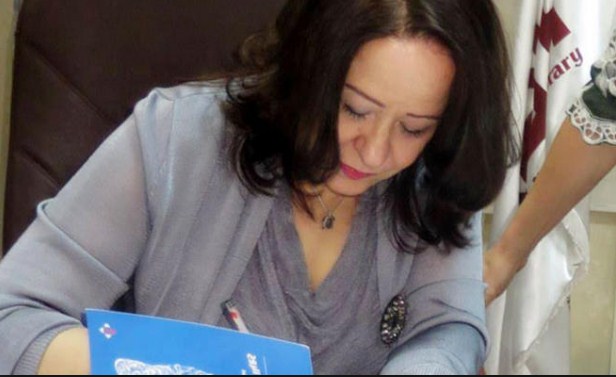 منتدون يعاينون تجربة الروائية سميحة خريس