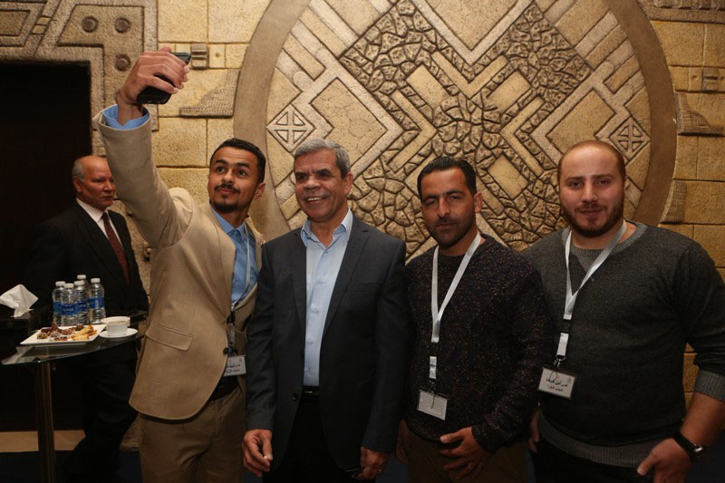 سيلفي شبابي وزاري (صور)