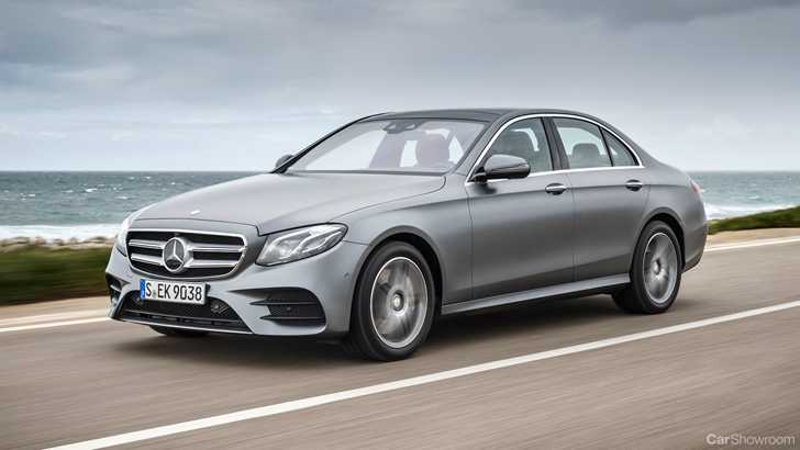 الحكومة تمنح سيارات ’مرسيدس‘ لرؤساء البلديات