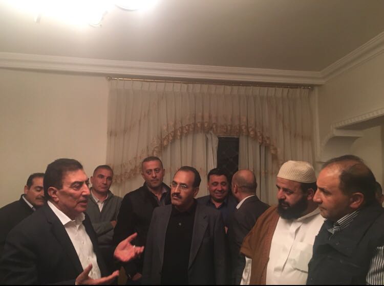 الطراونة يلتقي بنشطاء في حراك الكرك