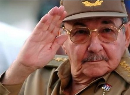 الكوبيون ينتخبون برلمانا سيكرس نهاية عهد