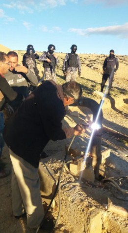 وزارة المياه والري تردم (5) آبار