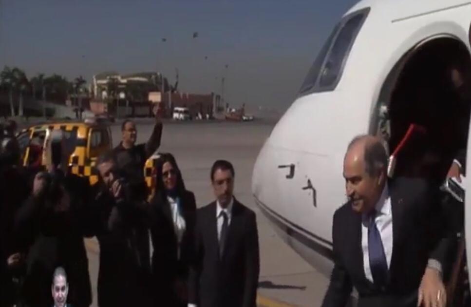 هل استخدم الملقي طيارة «اوبر وكريم»