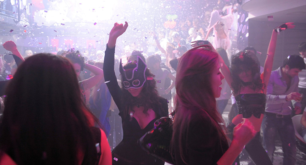 إغلاق ملهى ليلي في لبنان بسبب