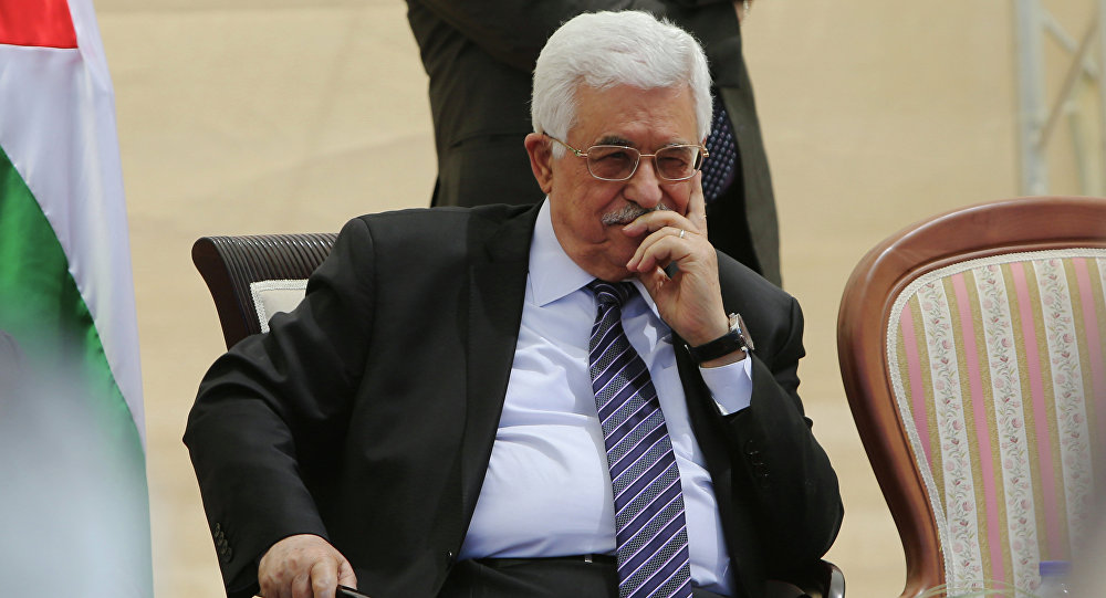 عباس قطع زيارته للأردن لمتابعة أحداث