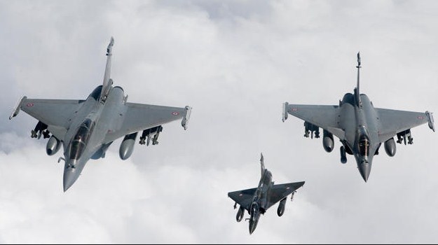 فرنسا تعتزم قصف سوريا بشكل «منفرد»