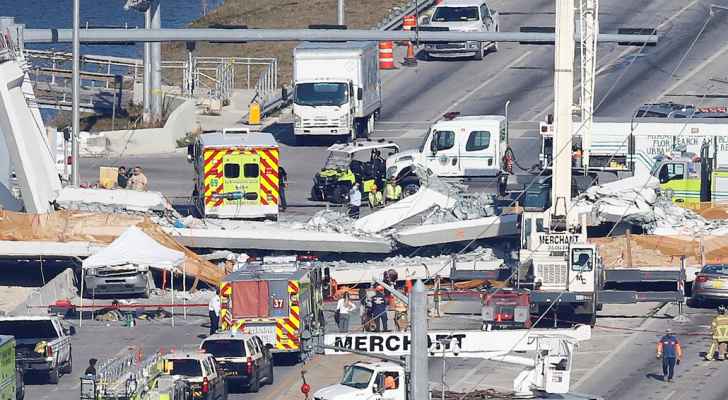 مهندس حذر من تشققات في الجسر