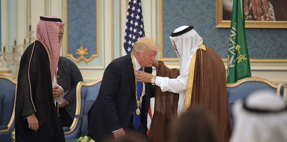 ترامب يطلب تمويلا من السعودية