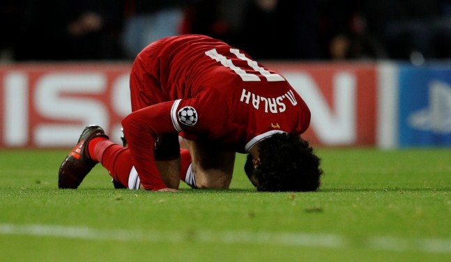 مشجع يشهر إسلامه بسبب محمد صلاح