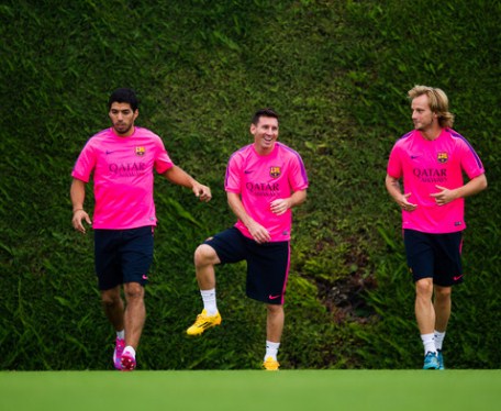 راكيتيتش يتفوق على ميسي وسواريز في