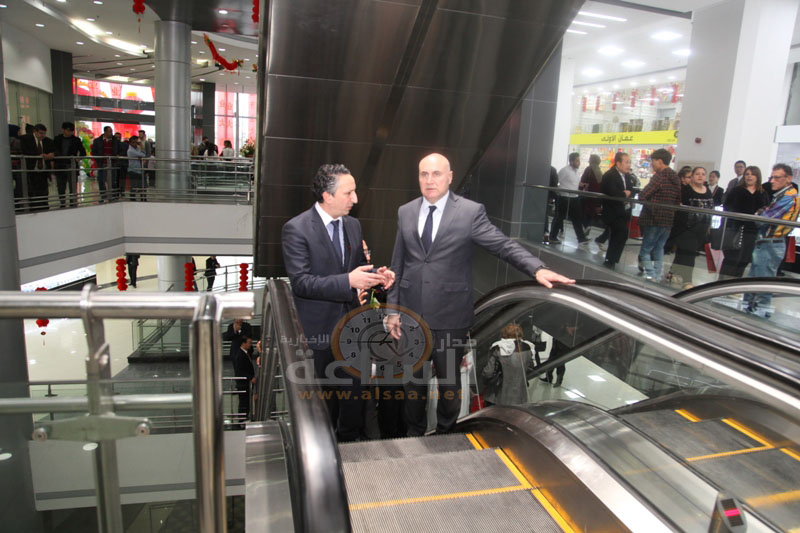 شحادة يفتتح مول التنين الصيني (صور)